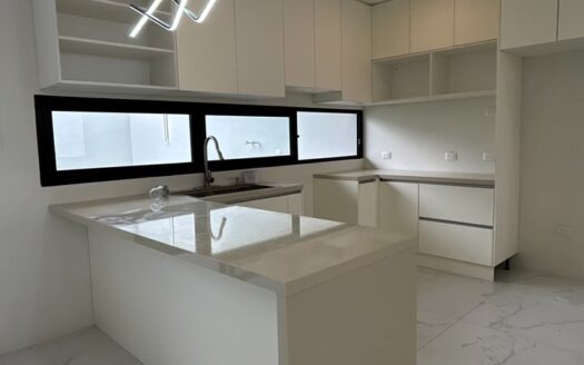 Residencial Los Cerezos – Casas en Venta