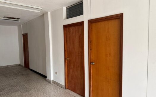 Edificio en renta – Barrio La Granja